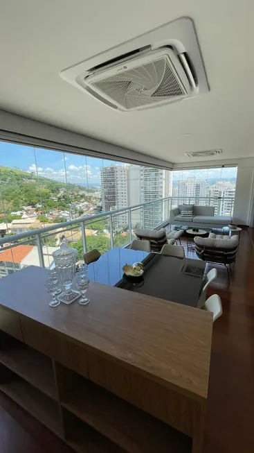 Foto 1 de Apartamento com 4 Quartos à venda, 200m² em Joana D Arc, Nova Iguaçu
