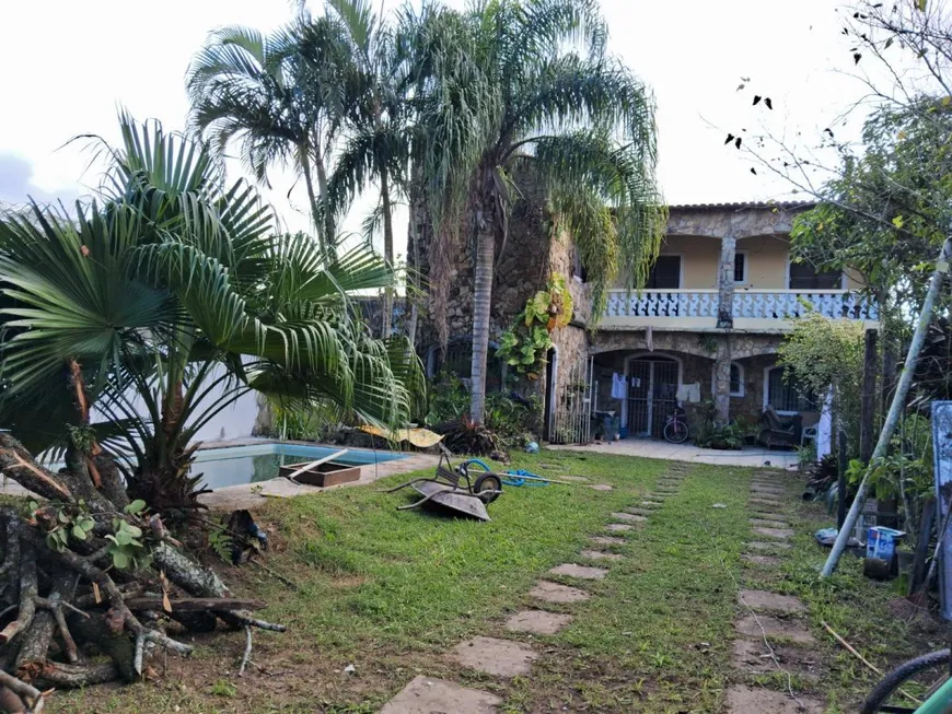 Foto 1 de Sobrado com 4 Quartos à venda, 200m² em Jardim Palmeiras, Itanhaém