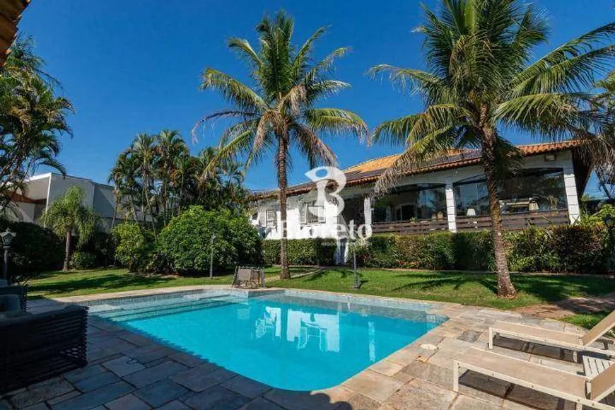 Foto 1 de Casa com 4 Quartos para alugar, 611m² em Guanabara, Londrina