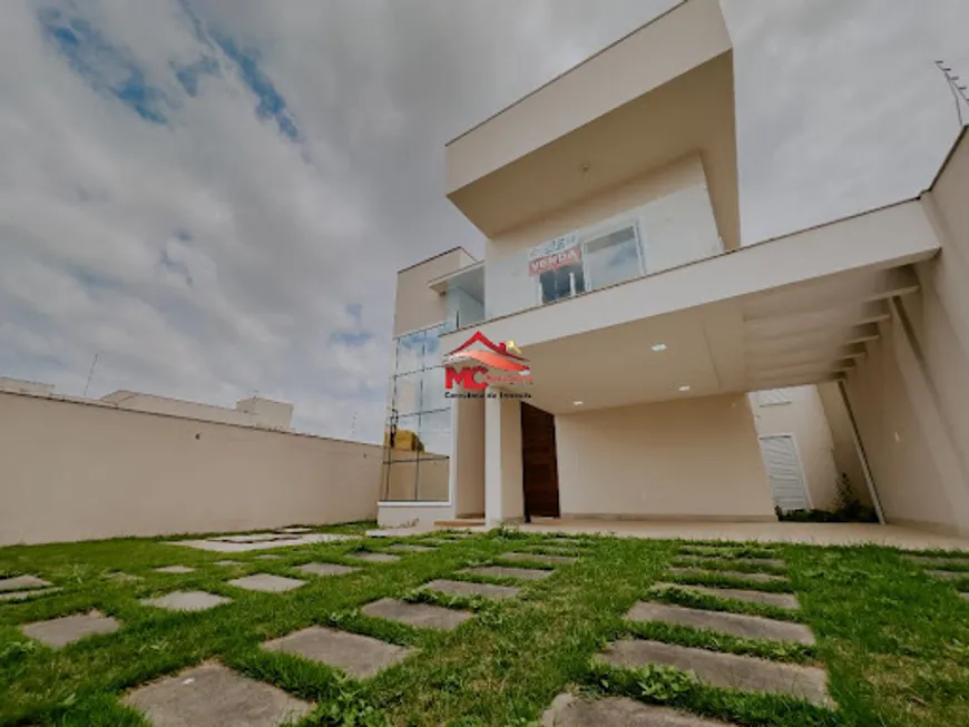 Foto 1 de Casa com 4 Quartos à venda, 257m² em Primavera, Aracruz