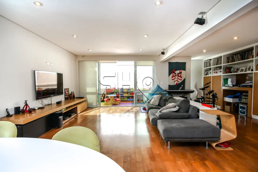 Foto 1 de Apartamento com 3 Quartos à venda, 175m² em Pinheiros, São Paulo