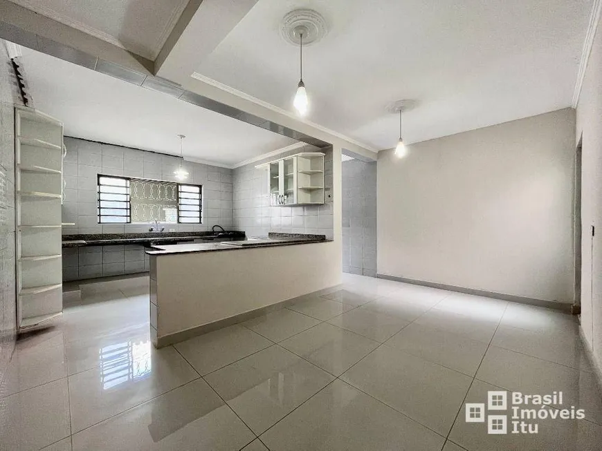 Foto 1 de Casa com 3 Quartos à venda, 221m² em Jardim Marília, Salto