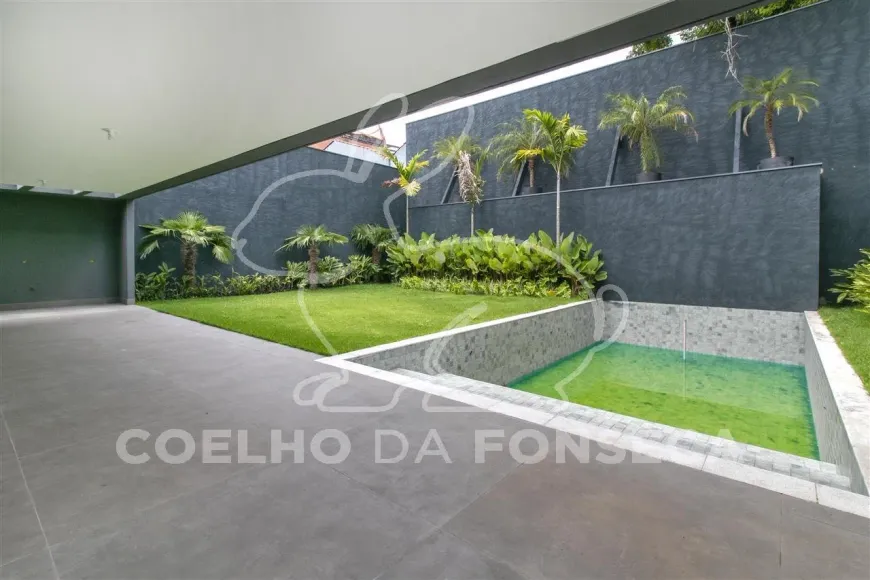 Foto 1 de Casa com 4 Quartos à venda, 740m² em Jardins, São Paulo