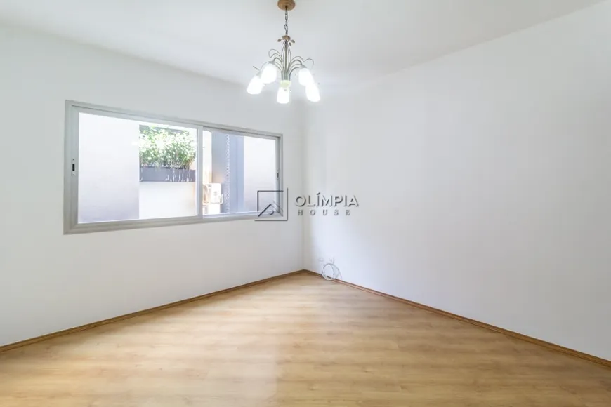 Foto 1 de Apartamento com 3 Quartos à venda, 105m² em Vila Olímpia, São Paulo