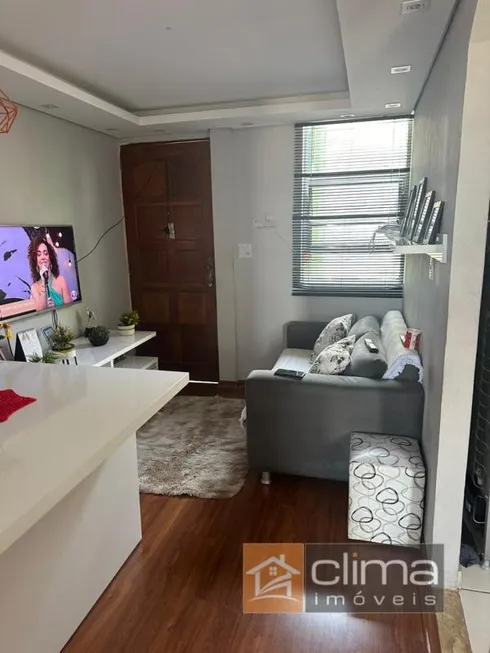 Foto 1 de Apartamento com 3 Quartos à venda, 54m² em Conjunto Habitacional Presidente Castelo Branco, Carapicuíba