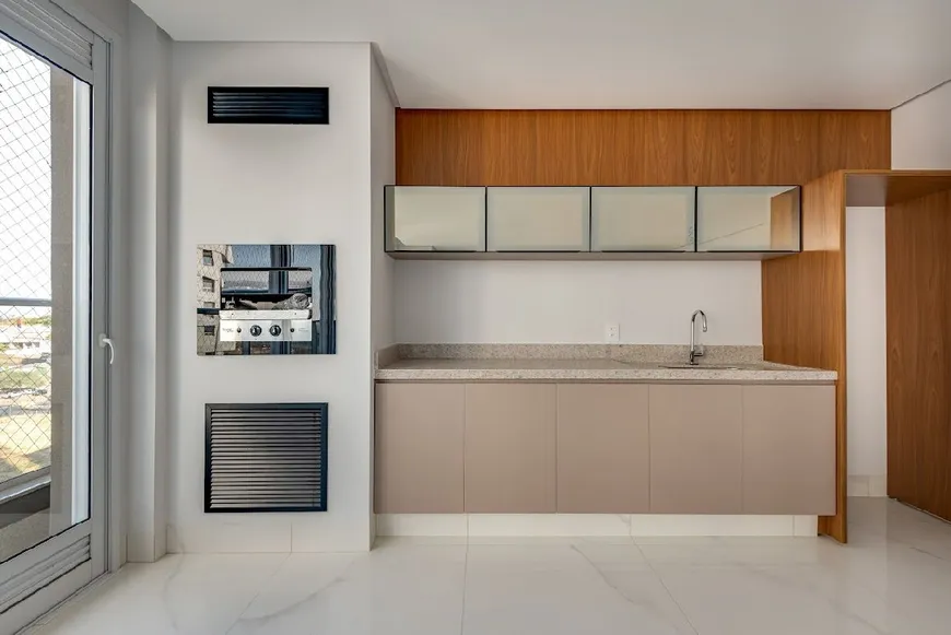 Foto 1 de Apartamento com 4 Quartos à venda, 180m² em Parque Flamboyant, Goiânia