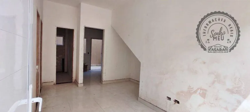 Foto 1 de Casa de Condomínio com 2 Quartos à venda, 45m² em Mirim, Praia Grande