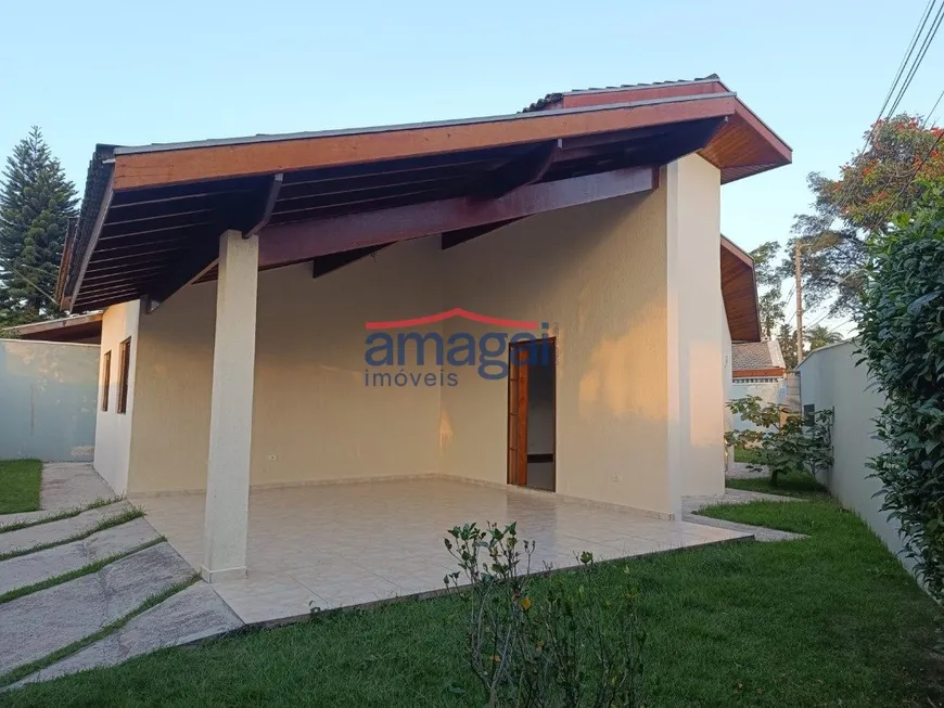 Foto 1 de Casa com 3 Quartos à venda, 127m² em Jardim Siesta, Jacareí