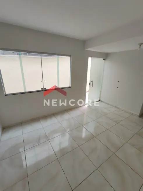 Foto 1 de Casa com 2 Quartos à venda, 120m² em Parque Xangri La, Contagem