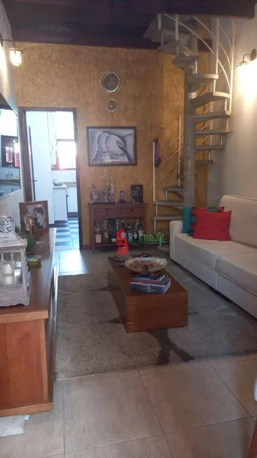 Foto 1 de Casa com 2 Quartos à venda, 86m² em Vila Augusta, Guarulhos