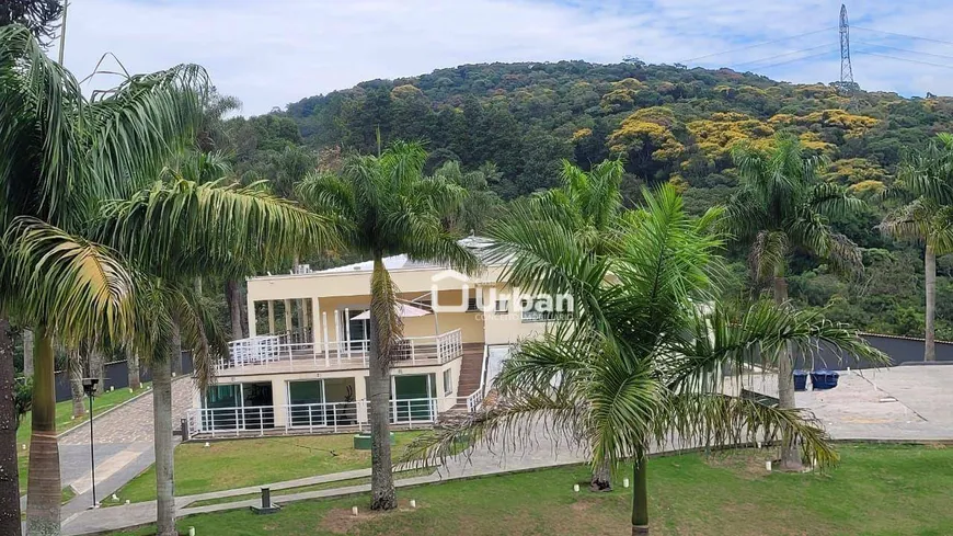 Foto 1 de Fazenda/Sítio com 5 Quartos à venda, 700m² em São Roque, São Roque