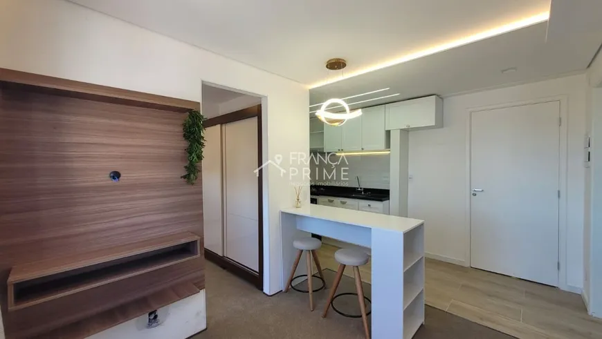 Foto 1 de Apartamento com 2 Quartos para alugar, 32m² em Barra Funda, São Paulo