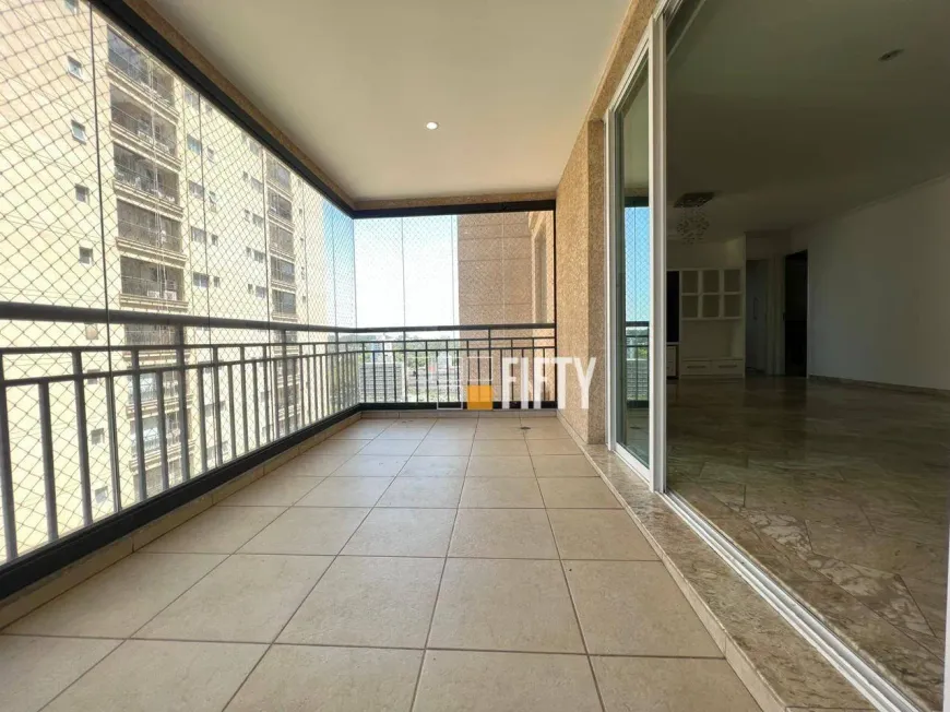 Foto 1 de Apartamento com 3 Quartos à venda, 125m² em Campo Belo, São Paulo