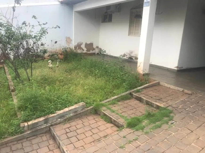 Foto 1 de Casa com 2 Quartos à venda, 160m² em Osvaldo Rezende, Uberlândia