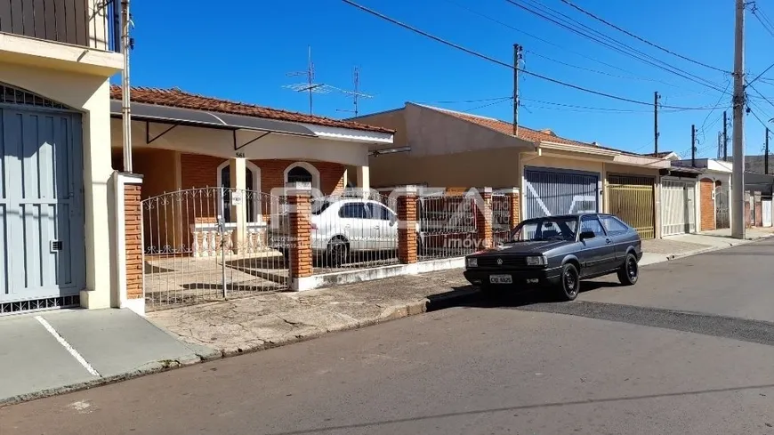 Foto 1 de Casa com 3 Quartos para venda ou aluguel, 158m² em Vila Sao Jose, São Carlos