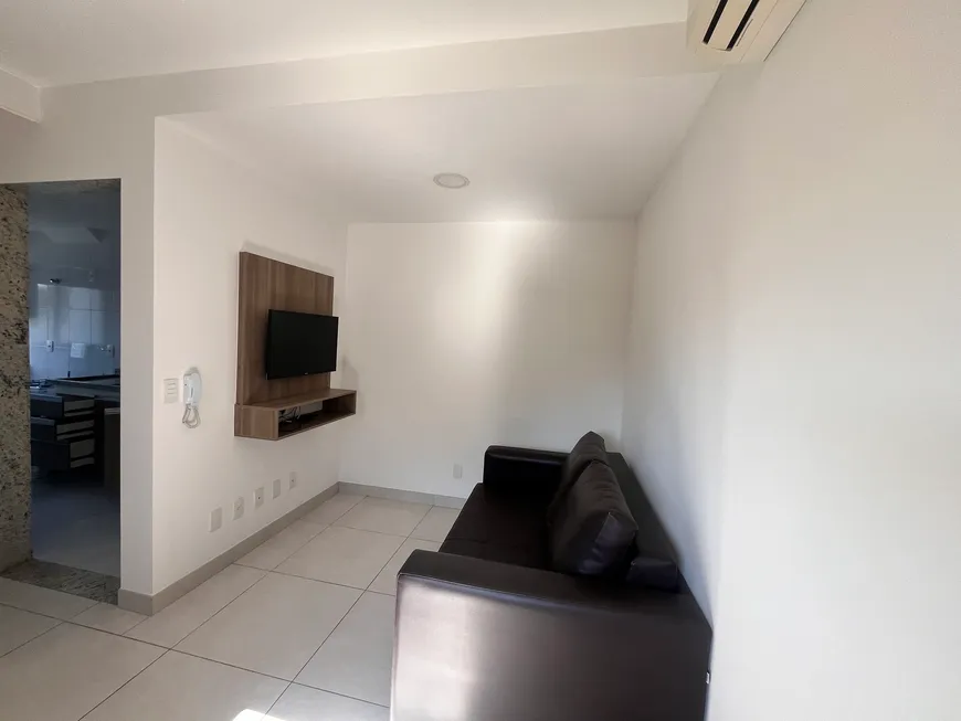 Foto 1 de Apartamento com 1 Quarto para alugar, 60m² em Granja dos Cavaleiros, Macaé