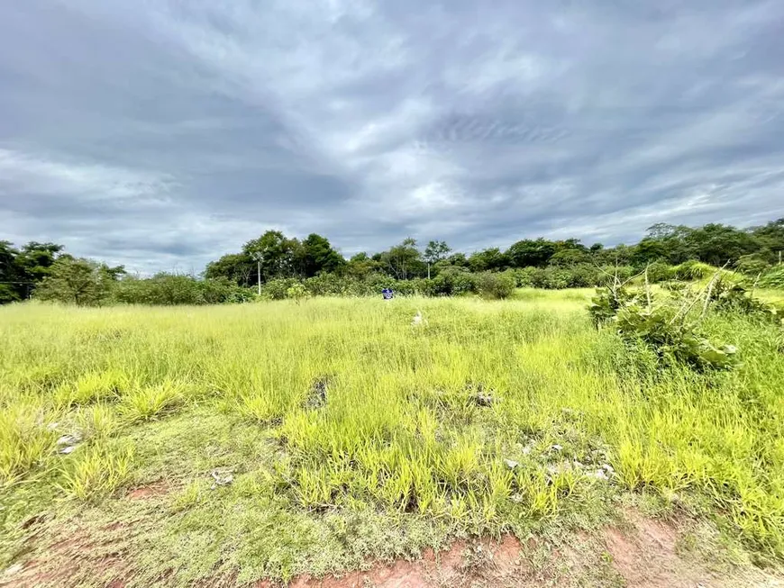 Foto 1 de Lote/Terreno à venda, 610m² em Gramado, Cotia