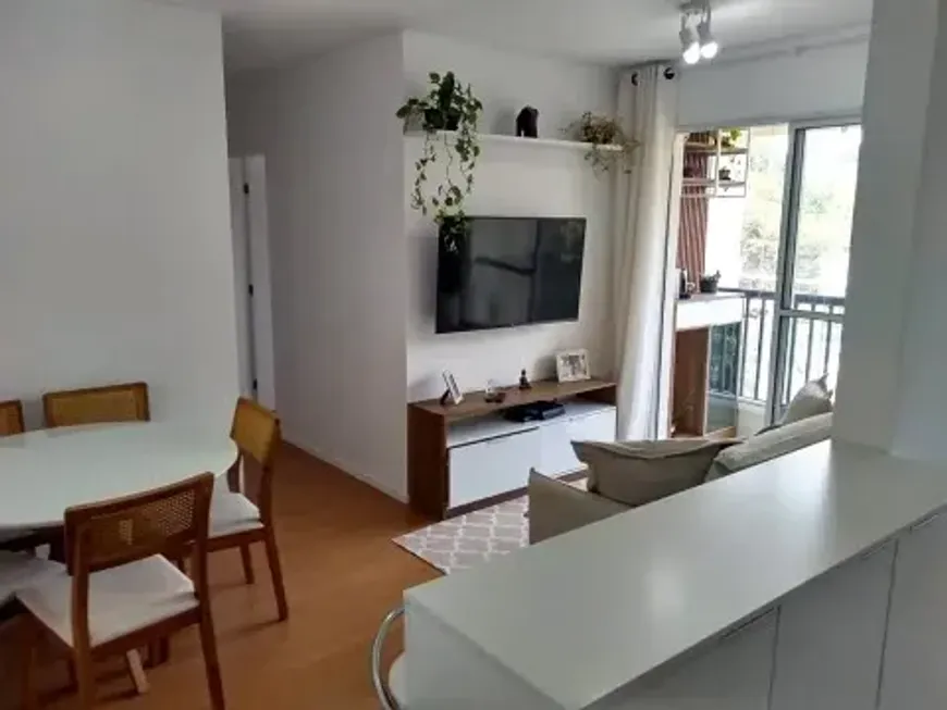 Foto 1 de Apartamento com 2 Quartos à venda, 50m² em Vila Anastácio, São Paulo