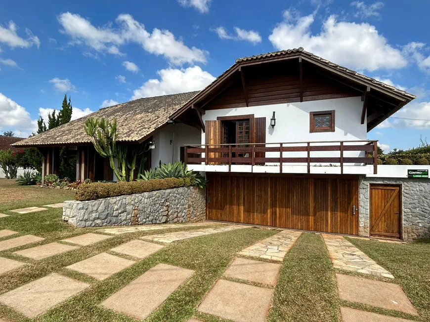 Foto 1 de Casa de Condomínio com 4 Quartos para venda ou aluguel, 370m² em Estrela, Ponta Grossa