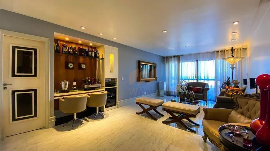 Foto 1 de Apartamento com 3 Quartos à venda, 270m² em Algodoal, Cabo Frio