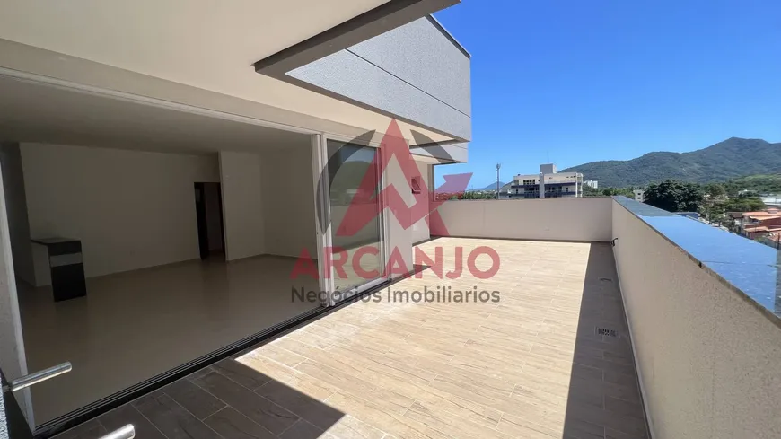 Foto 1 de Cobertura com 3 Quartos para alugar, 140m² em Centro, Ubatuba