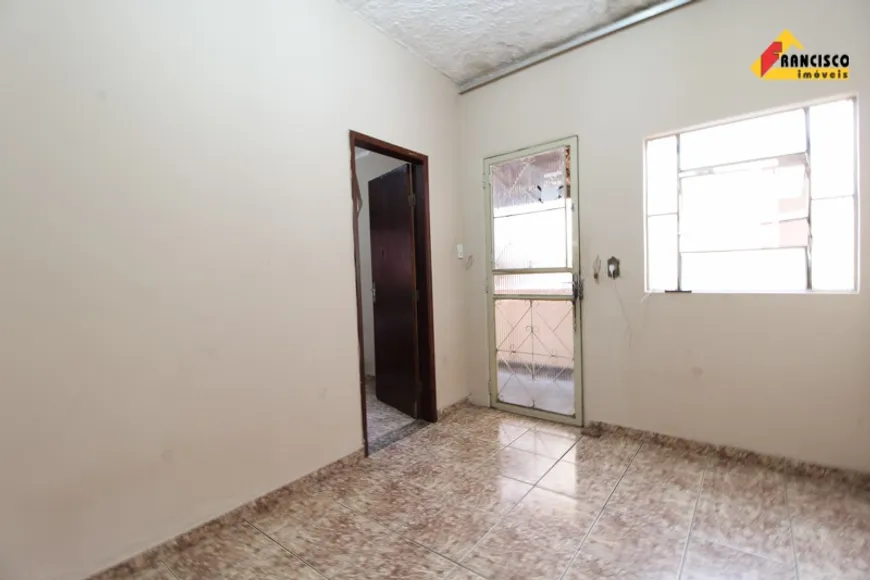Foto 1 de Casa com 2 Quartos à venda, 37m² em Nossa Senhora das Graças, Divinópolis