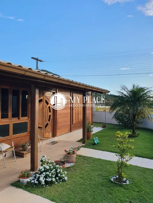 Foto 1 de Casa com 3 Quartos à venda, 109m² em Vargem do Bom Jesus, Florianópolis