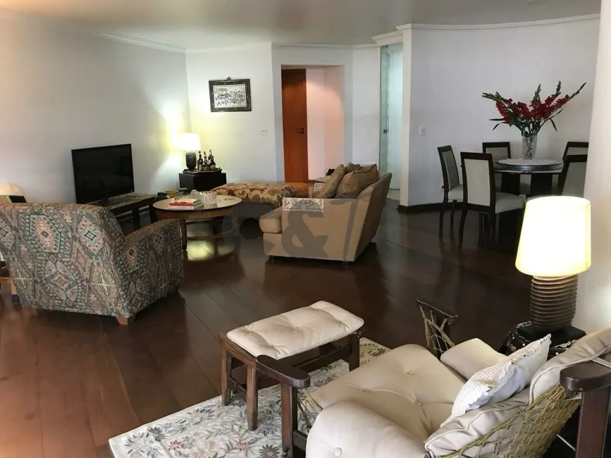 Foto 1 de Apartamento com 3 Quartos para alugar, 190m² em Granja Julieta, São Paulo