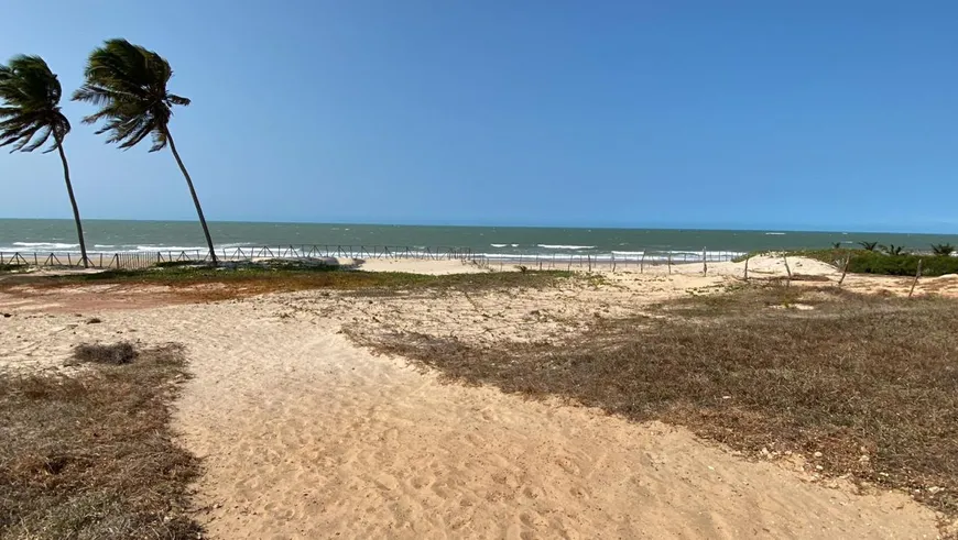 Foto 1 de Casa com 5 Quartos à venda, 340m² em Praia da Baleia, Itapipoca