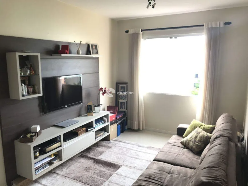 Foto 1 de Apartamento com 2 Quartos à venda, 64m² em Centro, Santa Maria