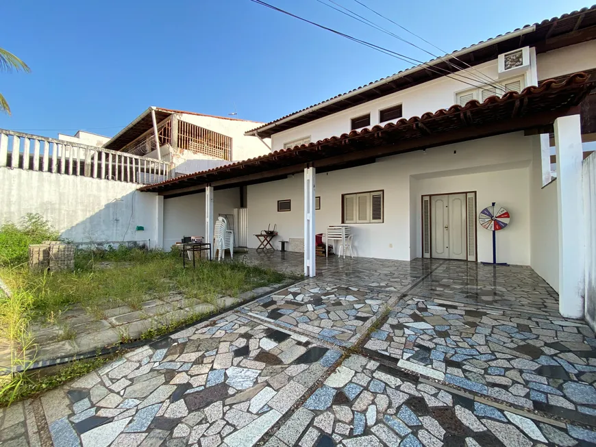 Foto 1 de Casa com 3 Quartos à venda, 300m² em Recanto dos Vinhais, São Luís