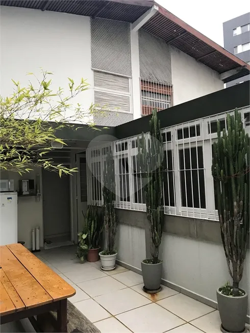 Foto 1 de Casa com 1 Quarto à venda, 220m² em Vila Madalena, São Paulo