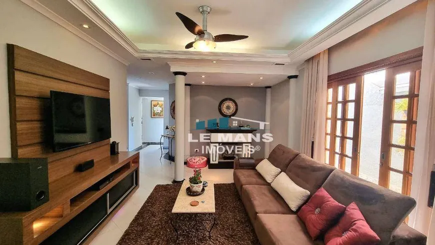 Foto 1 de Casa com 3 Quartos à venda, 237m² em Jaraguá, Piracicaba