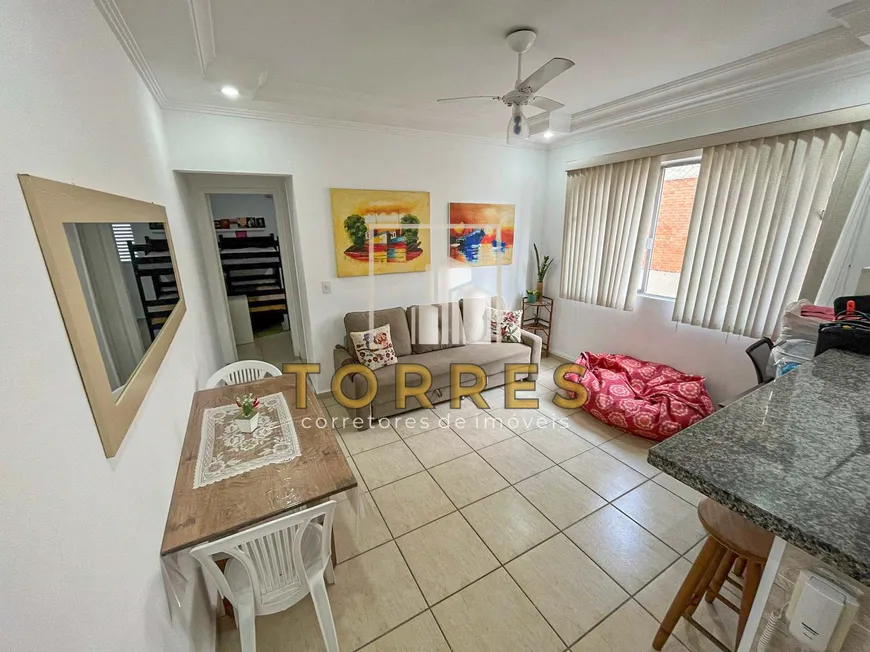 Foto 1 de Apartamento com 1 Quarto à venda, 50m² em Jardim Astúrias, Guarujá