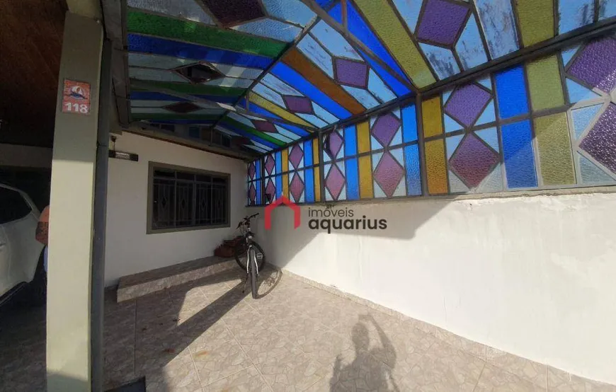 Foto 1 de Casa com 4 Quartos à venda, 208m² em Porto Grande, São Sebastião