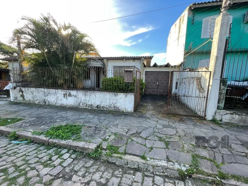 Foto 1 de Casa com 3 Quartos à venda, 132m² em Cavalhada, Porto Alegre