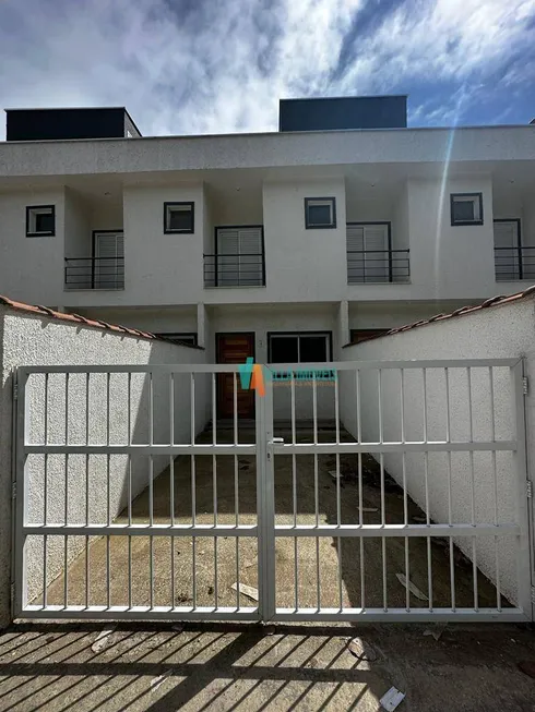 Foto 1 de Sobrado com 2 Quartos à venda, 80m² em Massaguaçu, Caraguatatuba