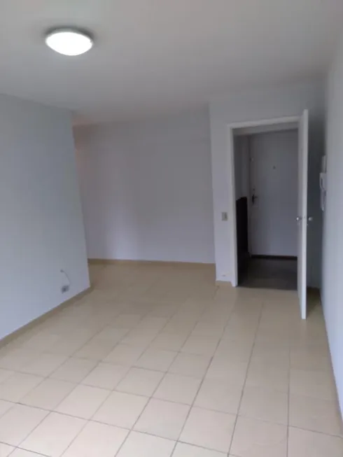 Foto 1 de Apartamento com 2 Quartos para alugar, 58m² em Santo Antônio, São Caetano do Sul