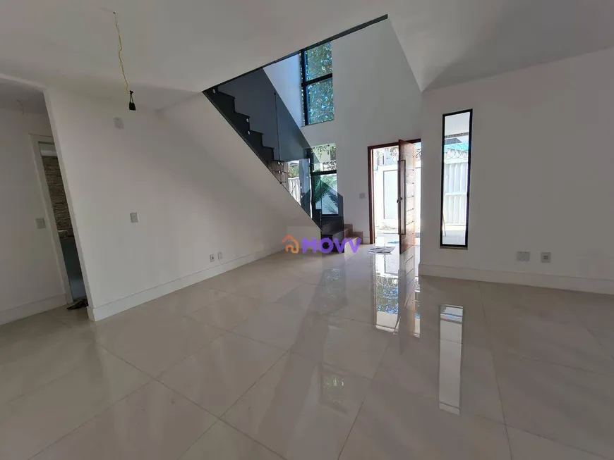 Foto 1 de Casa com 4 Quartos à venda, 130m² em Piratininga, Niterói