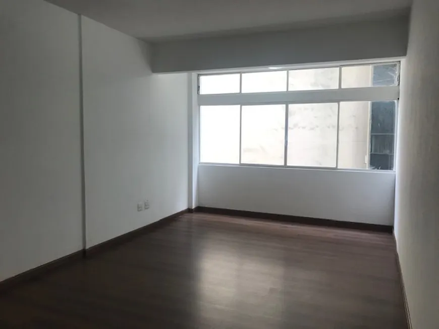 Foto 1 de Apartamento com 2 Quartos à venda, 76m² em Centro, Campinas