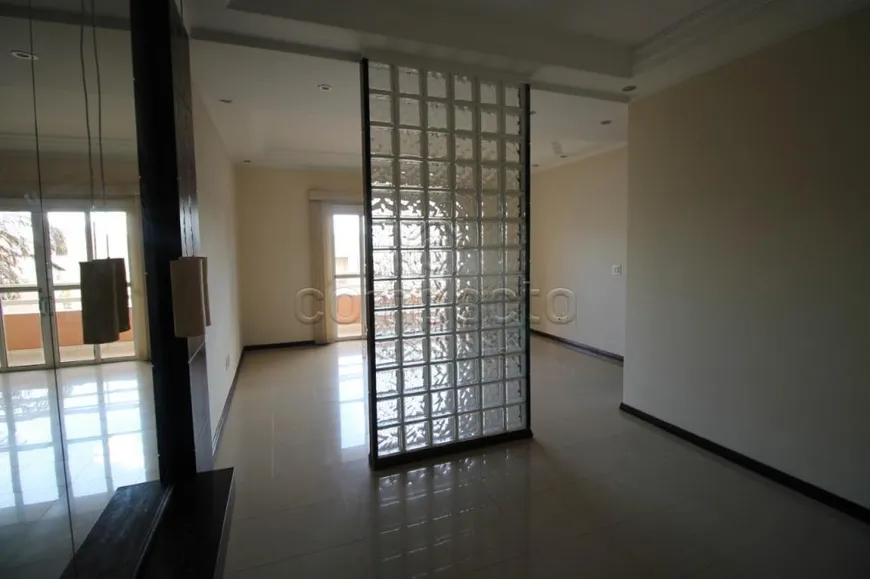 Foto 1 de Apartamento com 3 Quartos à venda, 90m² em Jardim Ouro Verde, São José do Rio Preto