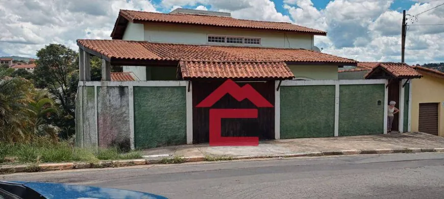Foto 1 de Casa com 4 Quartos à venda, 280m² em Aldeia da Serra, Santana de Parnaíba