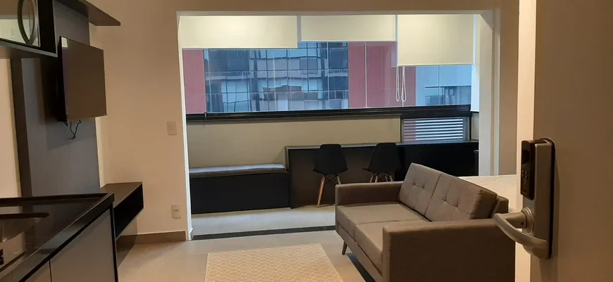 Foto 1 de Apartamento com 1 Quarto para alugar, 33m² em Pinheiros, São Paulo