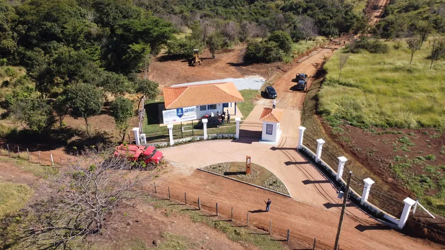 Foto 1 de Lote/Terreno à venda, 20000m² em Zona Rural, Pedro Leopoldo