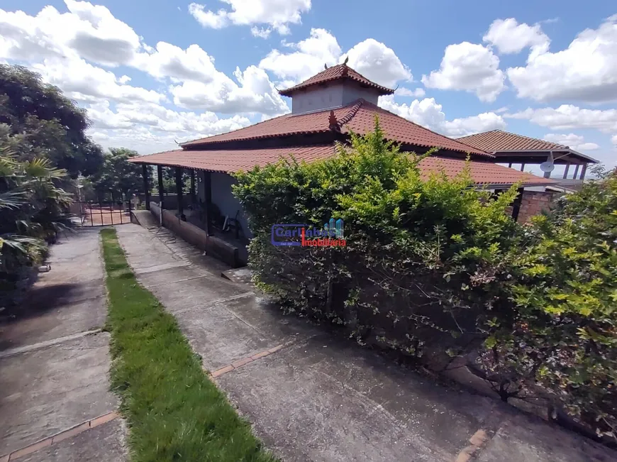 Foto 1 de Fazenda/Sítio com 4 Quartos à venda, 1000m² em Veredas da Serra, Juatuba