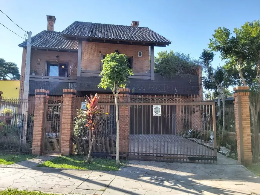 Foto 1 de Casa com 3 Quartos à venda, 212m² em Floresta, Porto Alegre