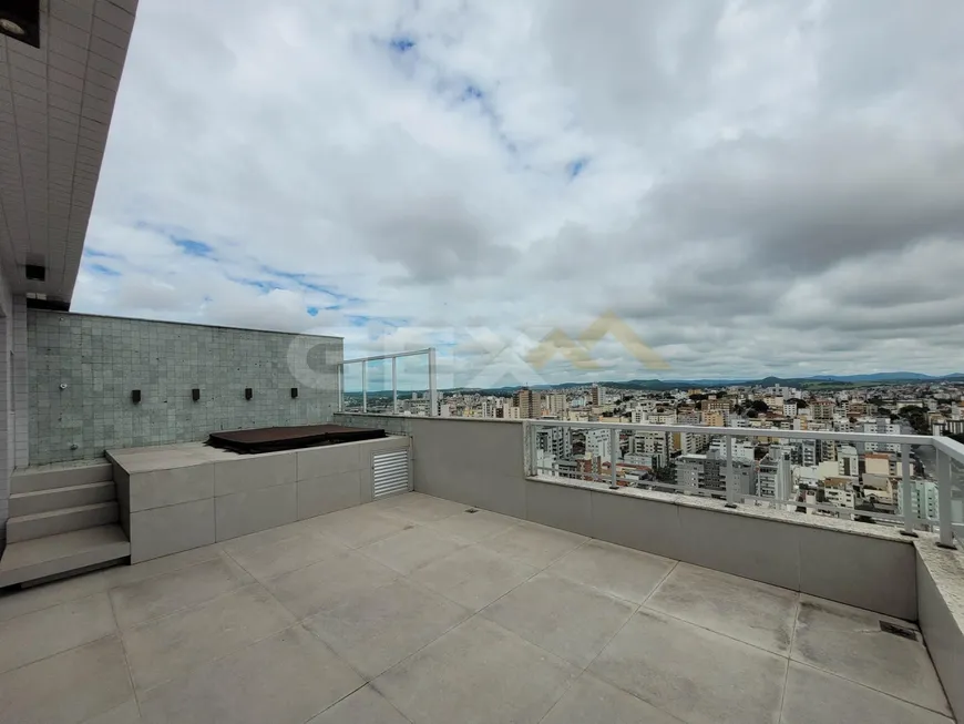 Foto 1 de Apartamento com 4 Quartos à venda, 270m² em Centro, Divinópolis