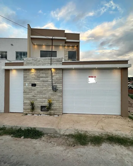 Foto 1 de Casa com 3 Quartos à venda, 200m² em Mangabeira, Feira de Santana