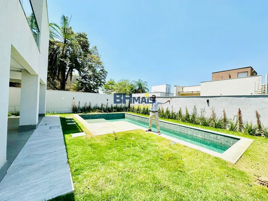 Foto 1 de Casa de Condomínio com 4 Quartos à venda, 361m² em Portal Do Sol, Contagem