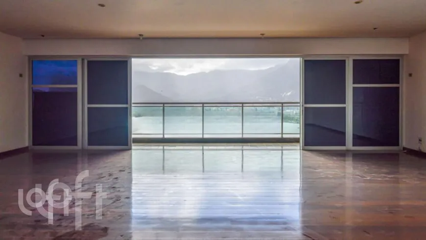 Foto 1 de Apartamento com 4 Quartos à venda, 280m² em Lagoa, Rio de Janeiro